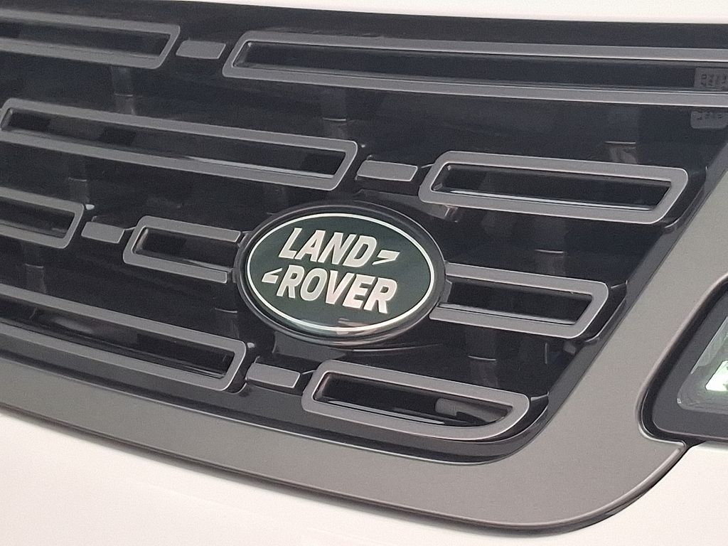 Thumbnail: 2026 Land Rover Range Rover Sport - 19