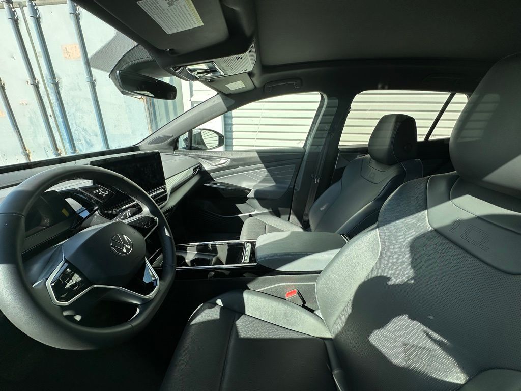 Used 2023 Gray Volkswagen Pro S image 8