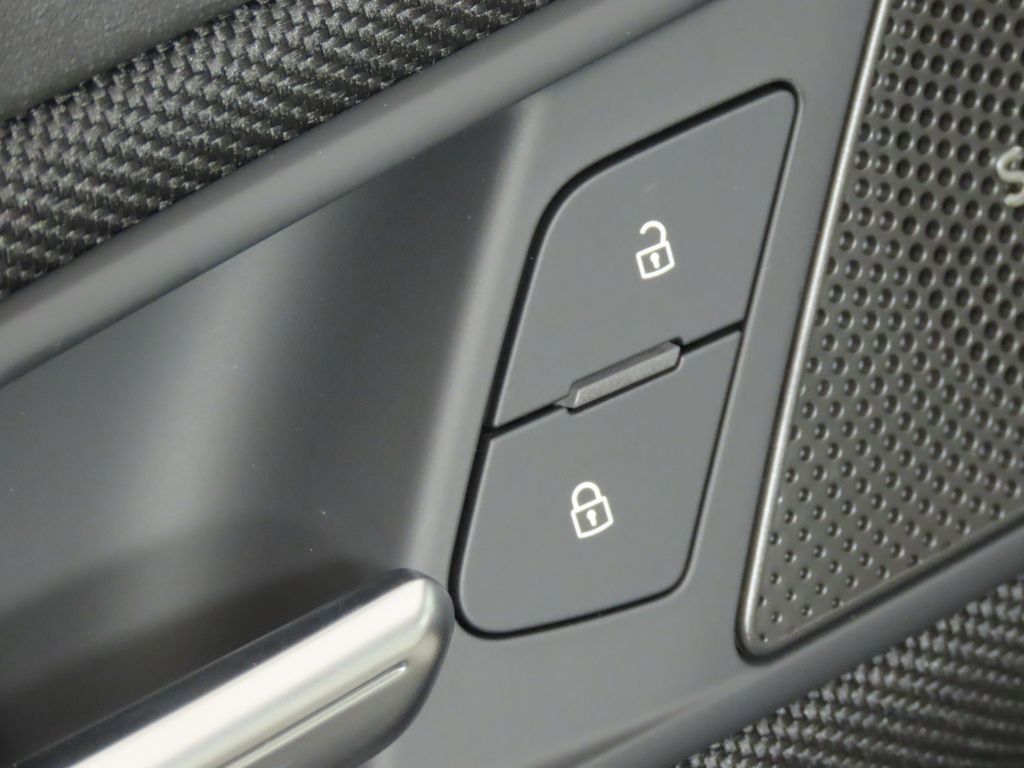 Thumbnail: 2026 Audi Q3 - 30