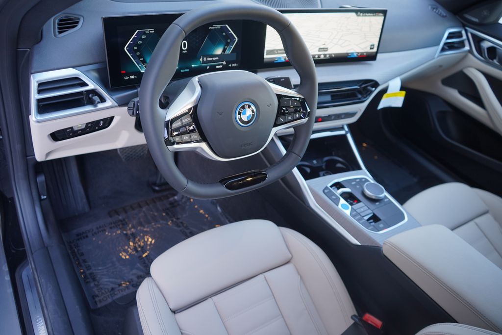 2025 BMW i4 eDrive40 12