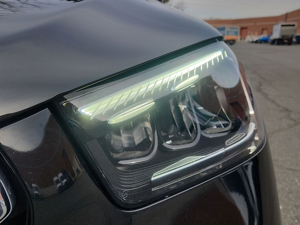 Thumbnail: 2024 Mercedes-Benz GLE - 9