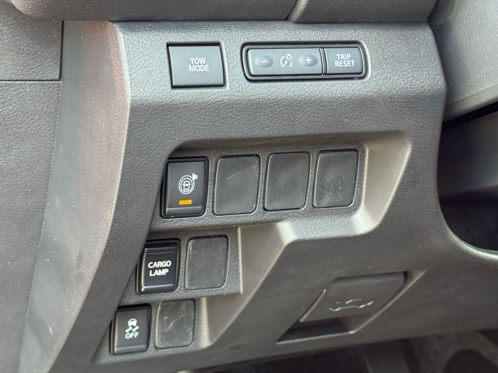 New 2026 Nissan Frontier Truck