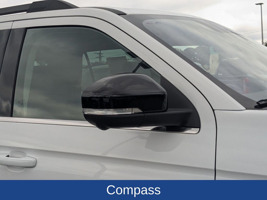 2025 Ford Expedition Active MAX