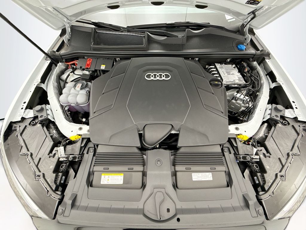 Thumbnail: 2026 Audi Q7 - 30