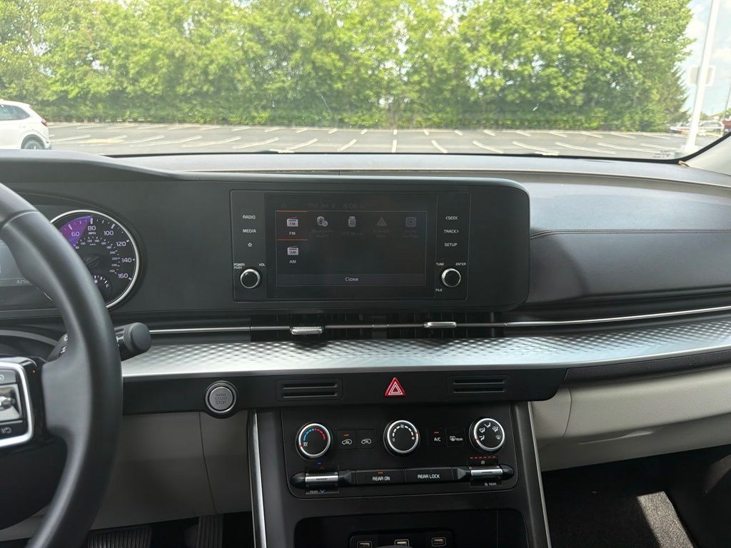 Thumbnail: 2024 Kia Carnival - 14
