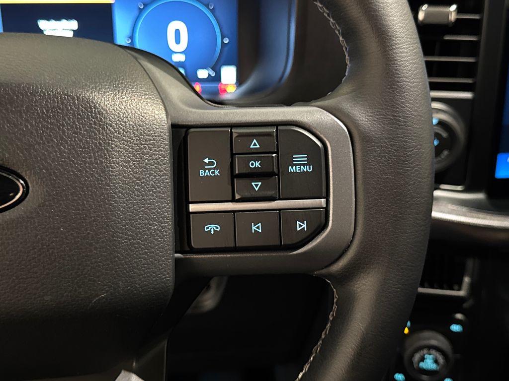 Certified Used 2025 Gray Ford Lariat image 23