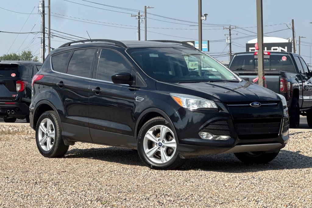 2016 Ford Escape Negro (Shadow Black) SUV/Crossover Tracción delantera 6 velocidades Automática