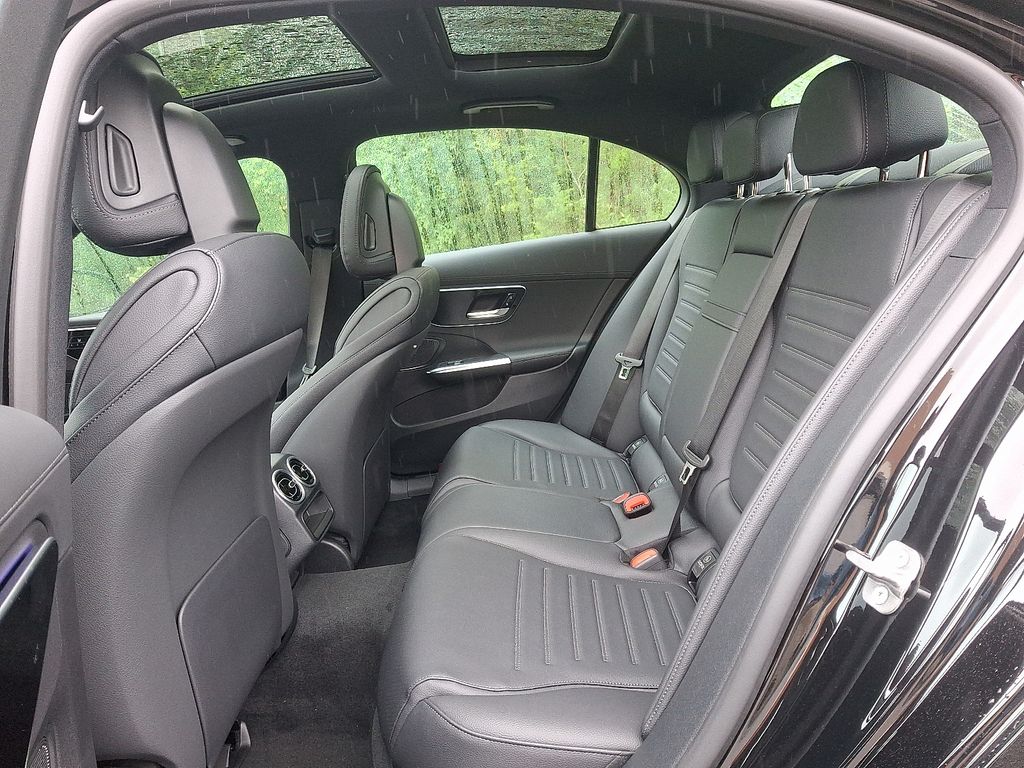 2025 Mercedes-Benz C-Class C 300 7