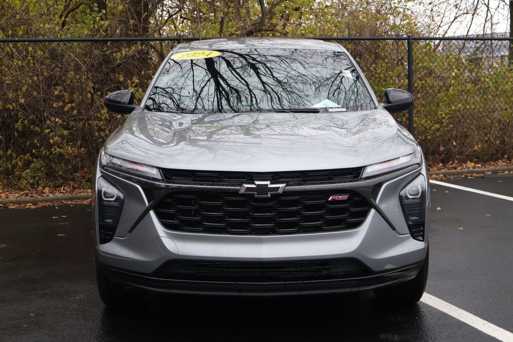 Thumbnail: 2024 Chevrolet Trax - 2