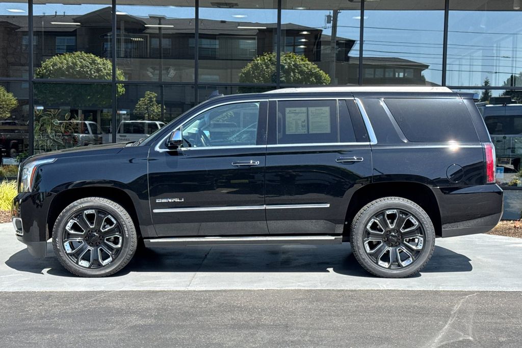 used 2019 GMC Yukon car, priced at $39,955