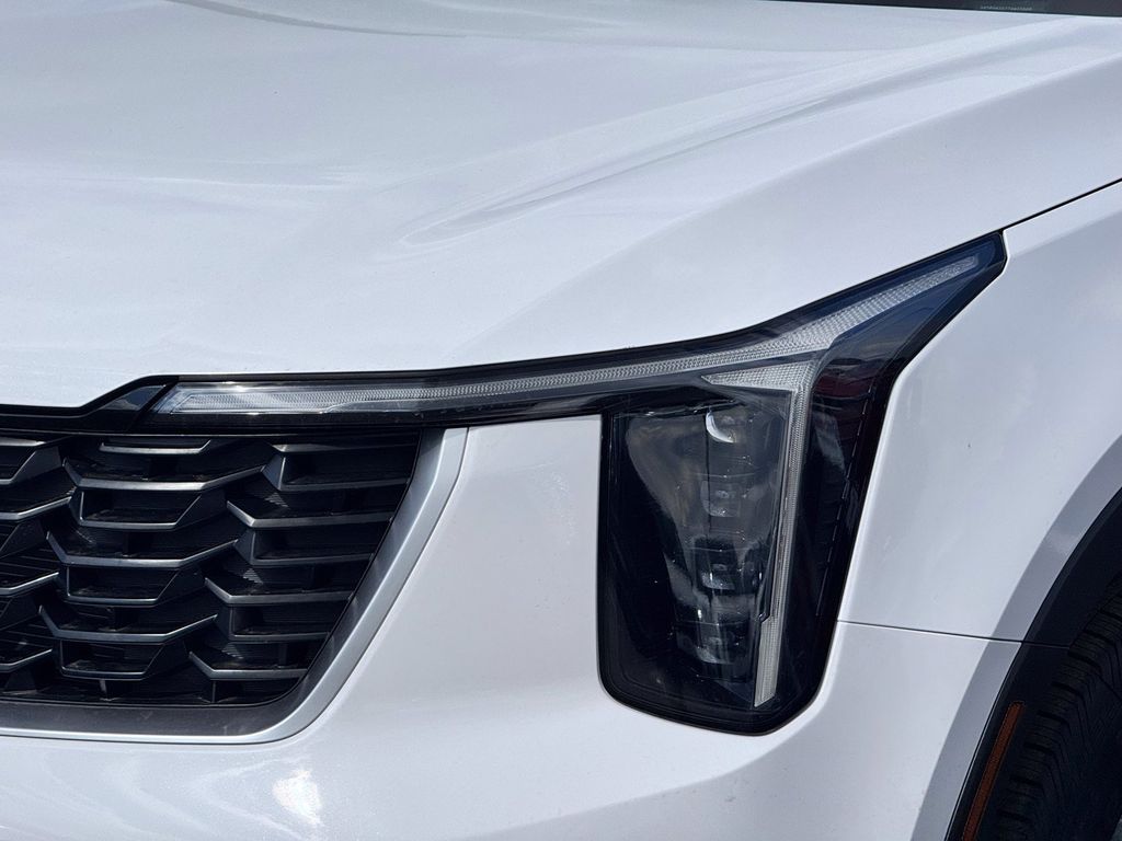 2026 Kia Sorento LX - 9