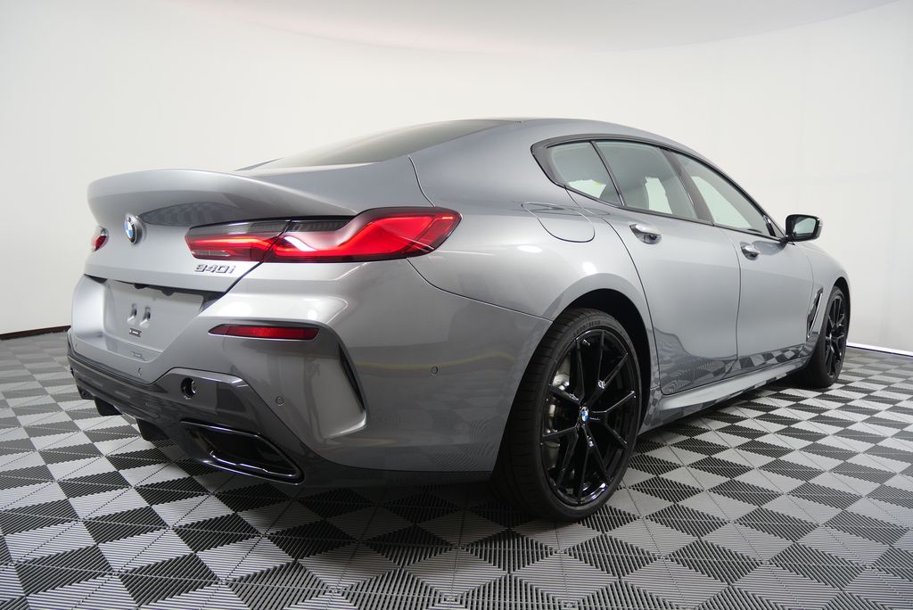 Thumbnail: 2026 BMW 8 Series - 3