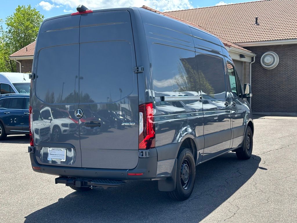 2024 Mercedes-Benz Sprinter 2500 Cargo 144 WB 5