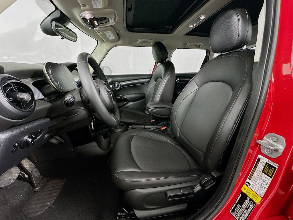 Thumbnail: 2022 MINI Cooper - 20