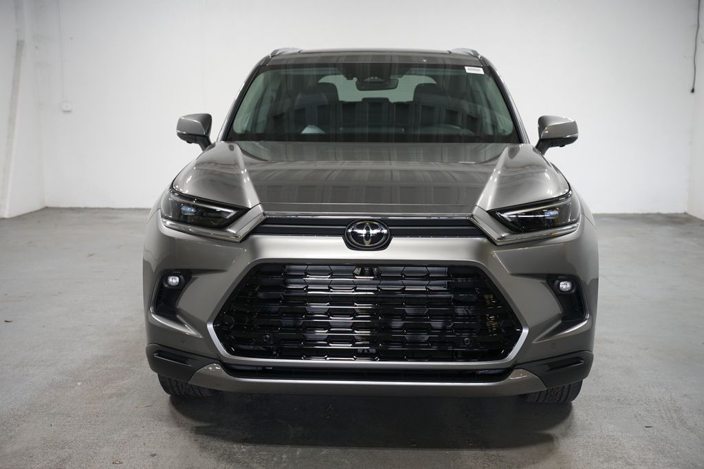 Thumbnail: 2025 Toyota Grand Highlander - 2