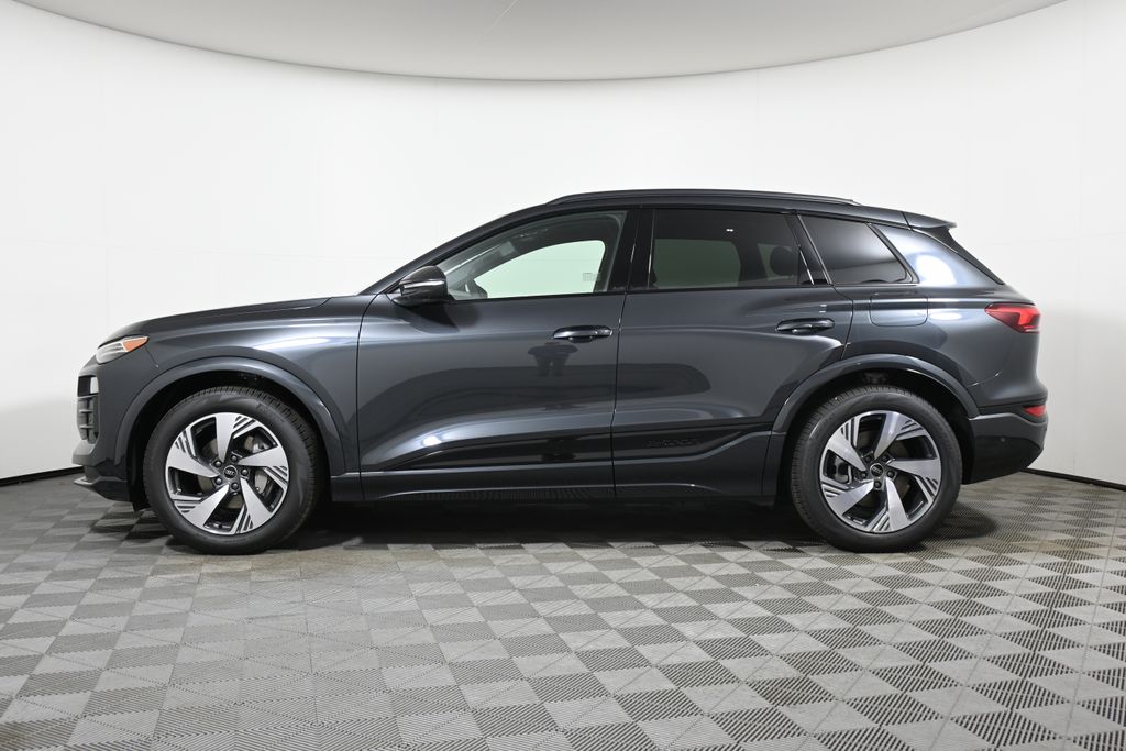2025 Audi e-tron Premium 2