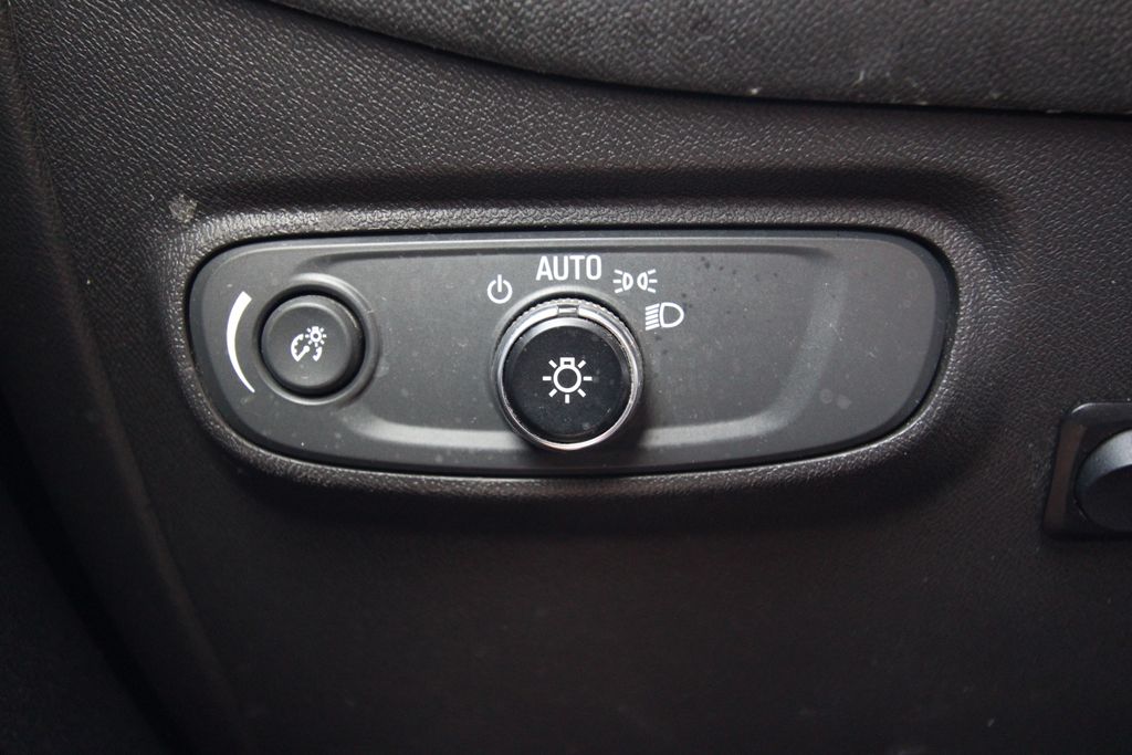 Used 2021 Chevrolet Equinox SUV