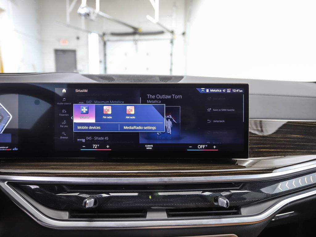 Thumbnail: 2023 BMW X7 - 16