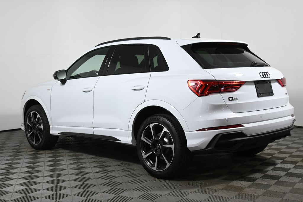 2025 Audi Q3  5