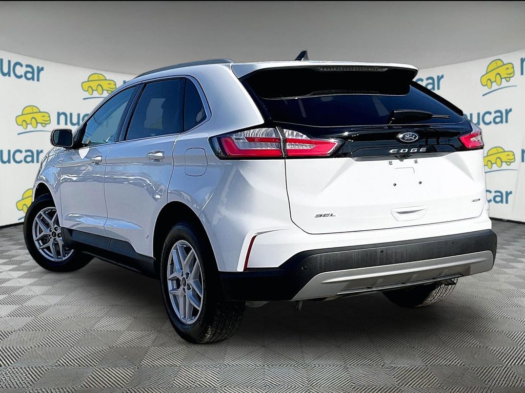 2022 Ford Edge — photo 4