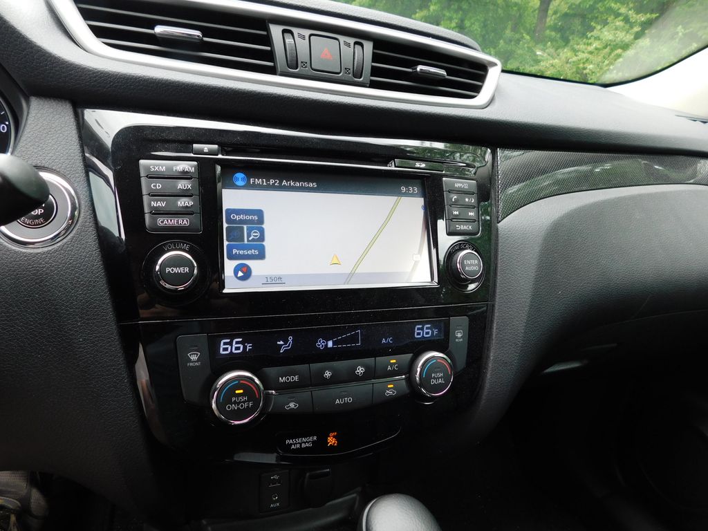 2014 Nissan Rogue SL 9