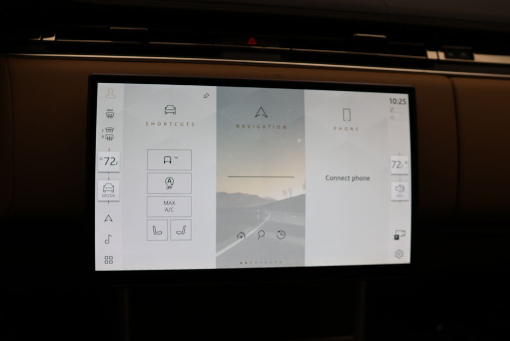 Thumbnail: 2026 Land Rover Range Rover - 22