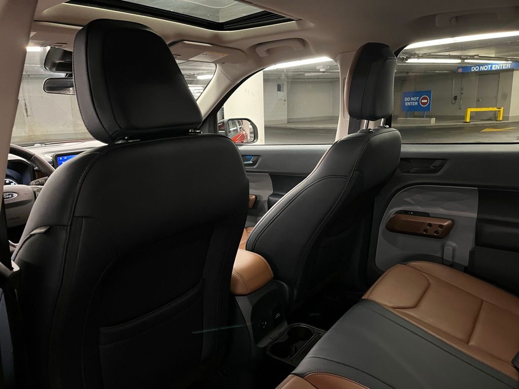 2024 Ford Maverick Lariat photo 14