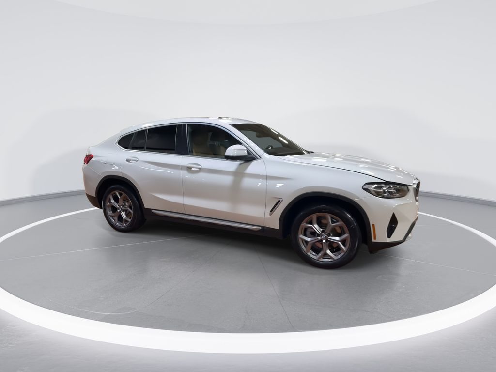 Thumbnail: 2023 BMW X4 - 9