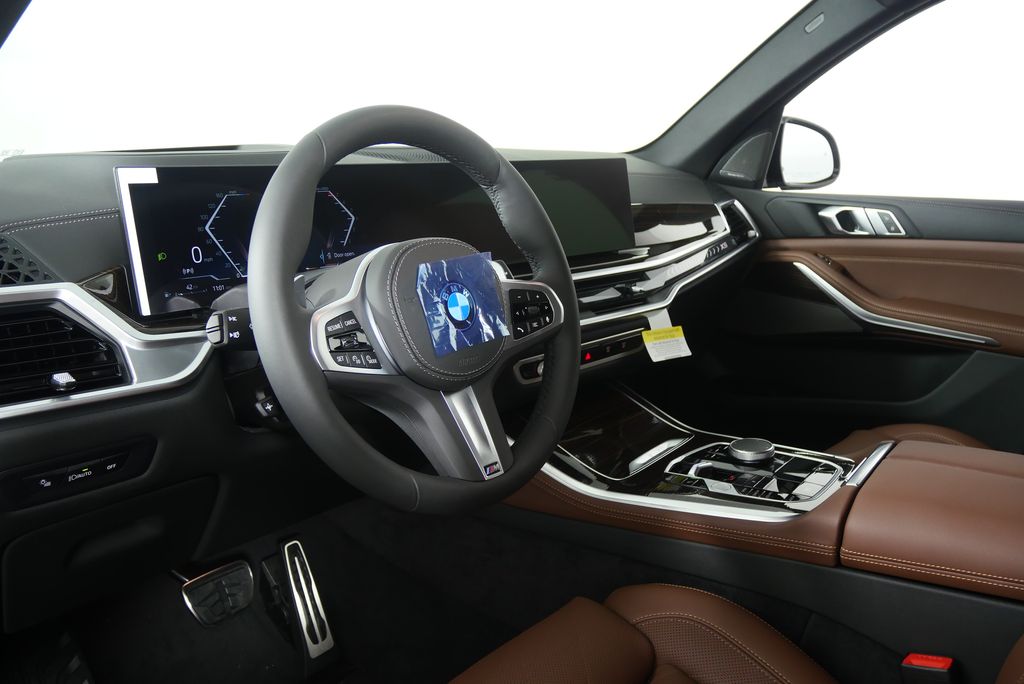 Thumbnail: 2026 BMW X5 - 13