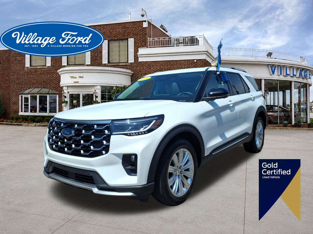 Star White Metallic Tri-Coat 2025 Ford Explorer SUV / Crossover All-Wheel Drive Automatic