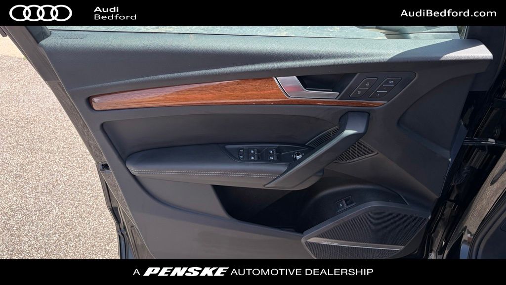 Thumbnail: 2023 Audi Q5 - 12