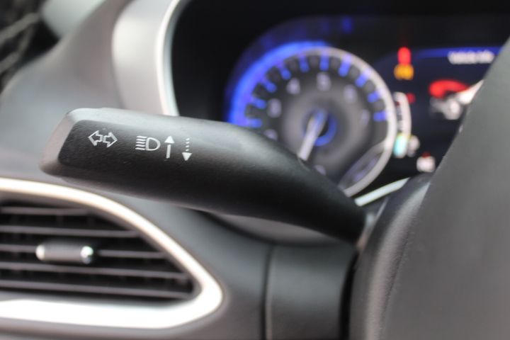 Used Car 2018 Chrysler Pacifica  Touring L Plus For Sale Under $15,000 In Georgetown, Texas