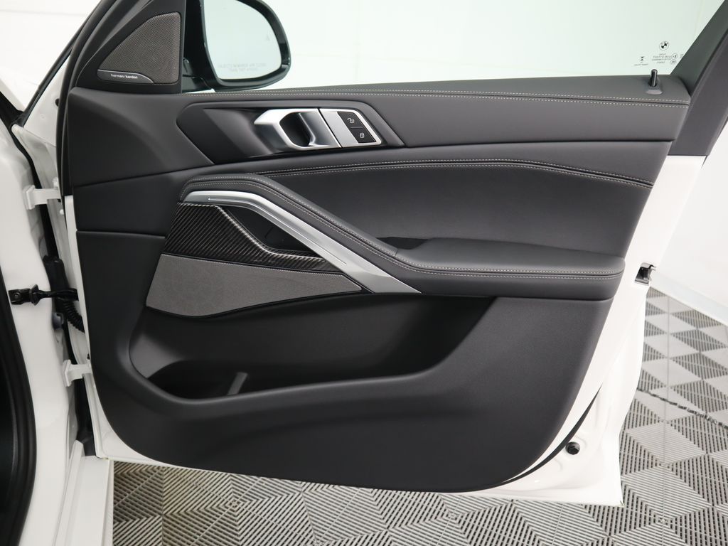 Thumbnail: 2026 BMW X6 - 26