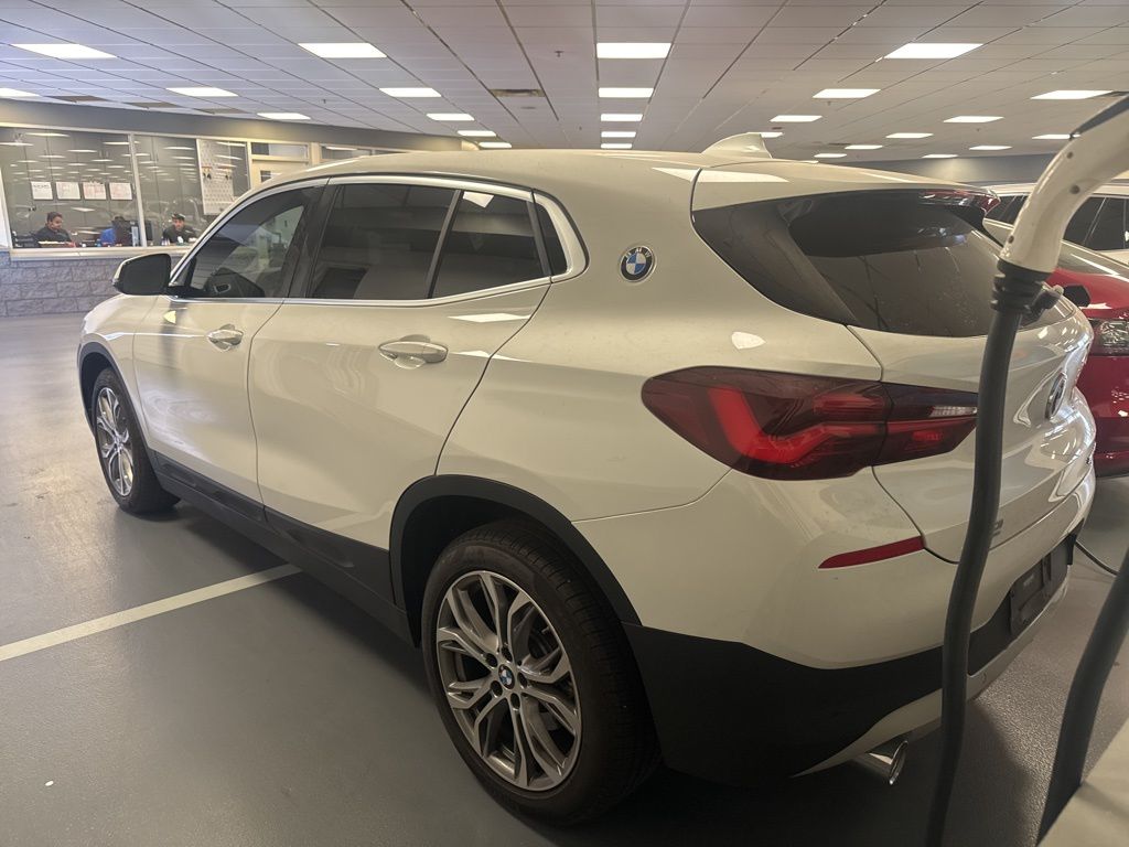 Thumbnail: 2022 BMW X2 - 3