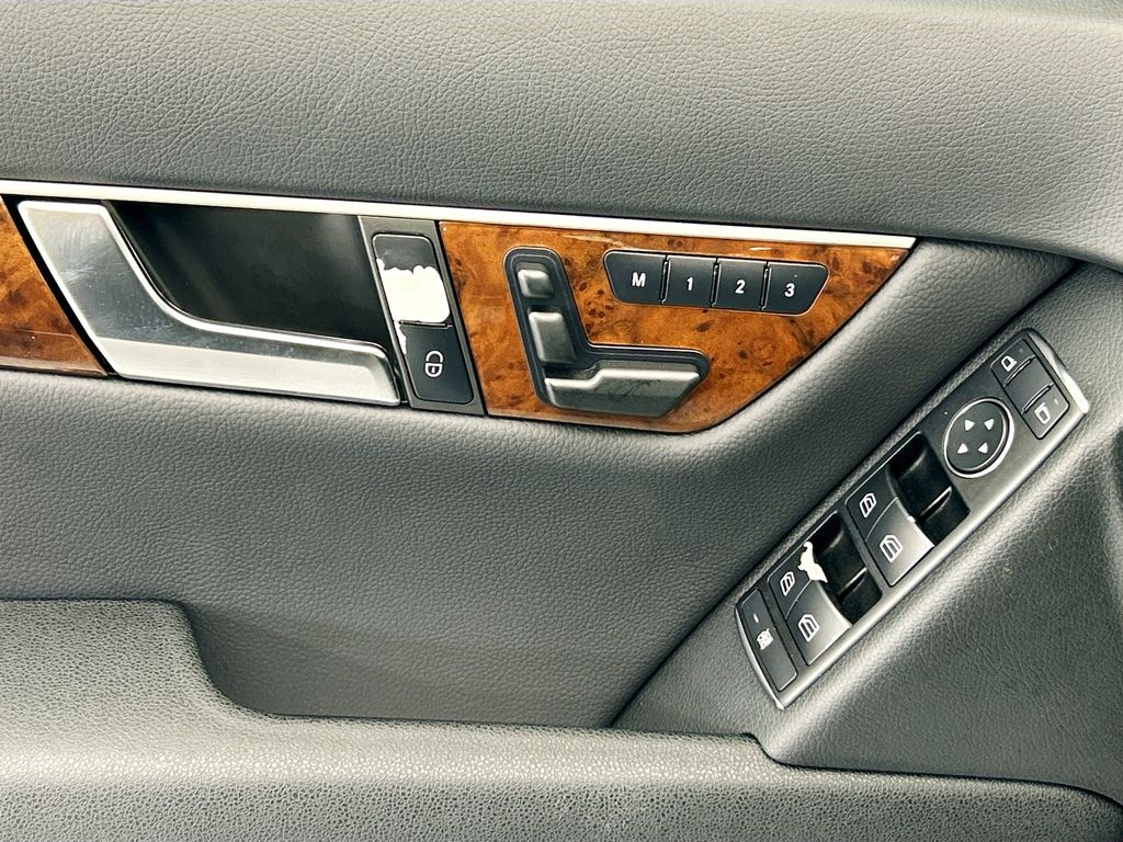 Thumbnail: 2013 Mercedes-Benz C-Class - 22