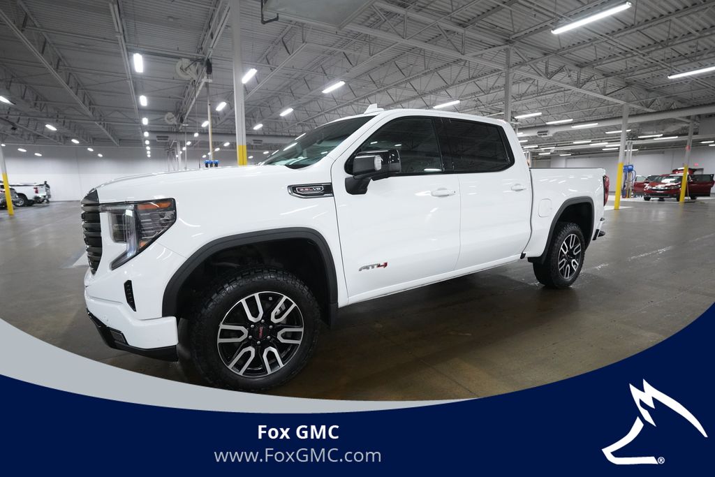 2023 GMC Sierra 1500 AT4 Crew Cab 4WD