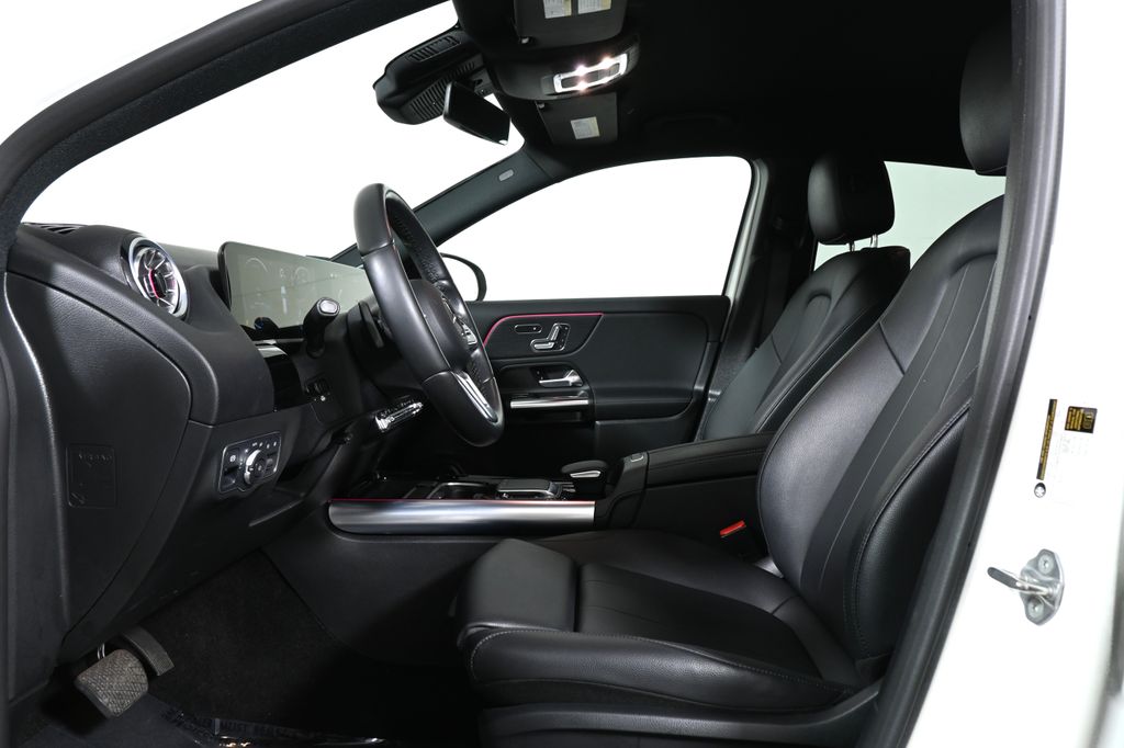 Thumbnail: 2023 Mercedes-Benz GLA - 3