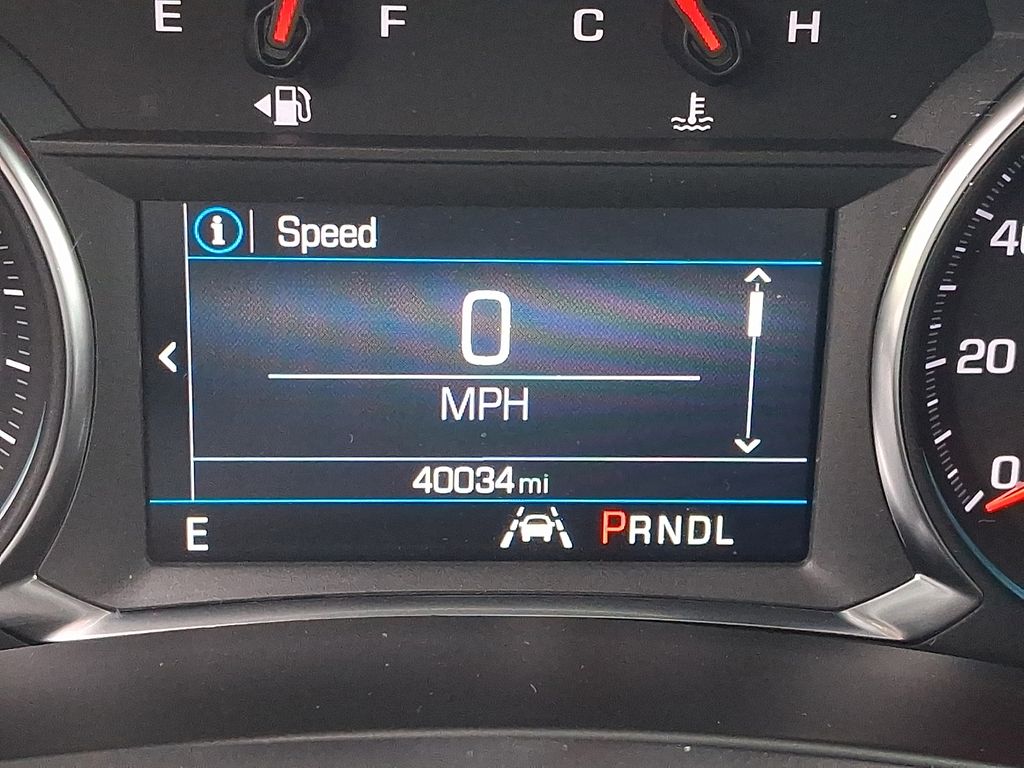 2023 Chevrolet Equinox RS White at John Sisson Motors