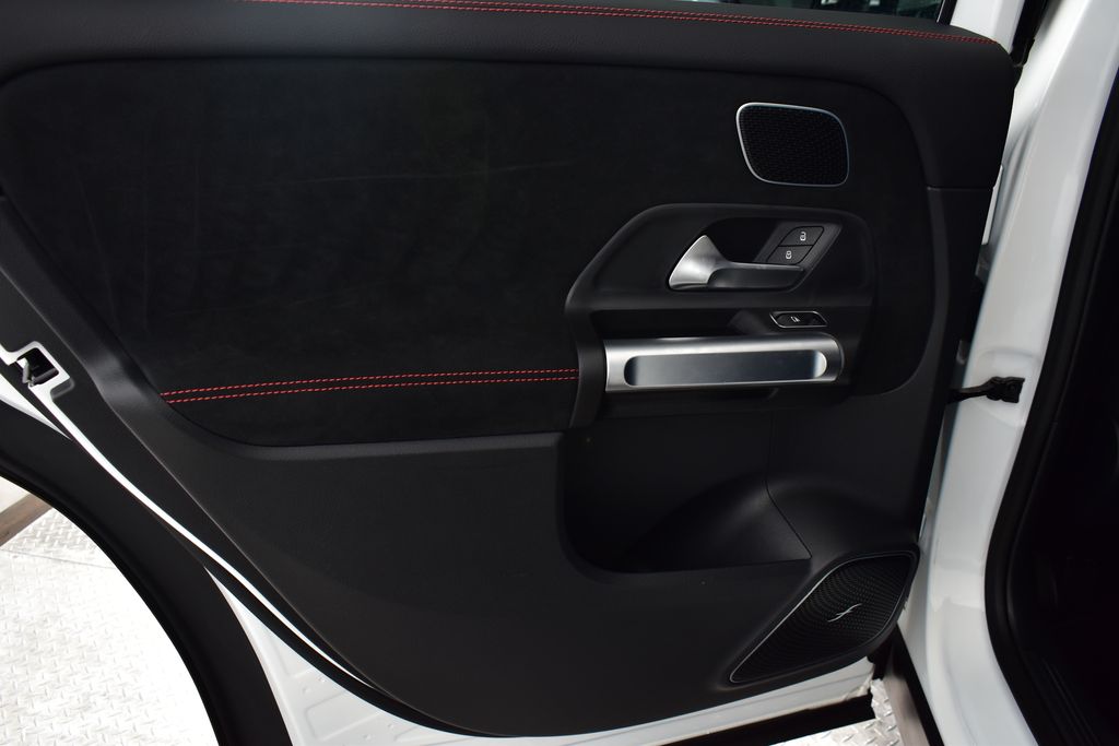 Thumbnail: 2025 Mercedes-Benz GLB - 27