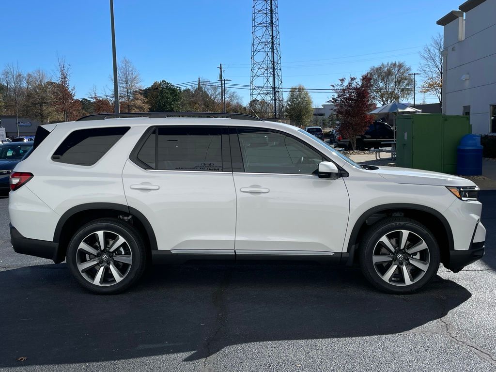 Thumbnail: 2025 Honda Pilot - 7