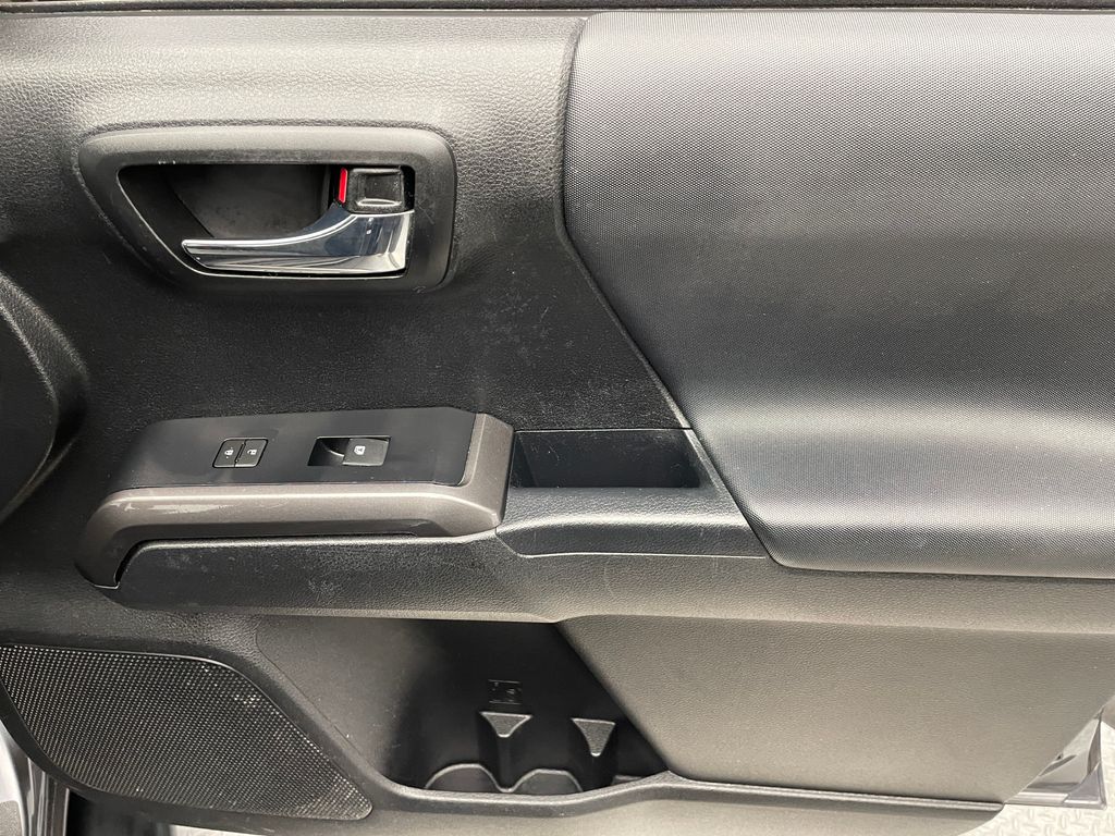 2021 Toyota Tacoma TRD Sport 15