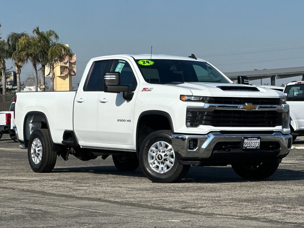 2024 Chevrolet Silverado 2500HD LT Double Cab 4WD