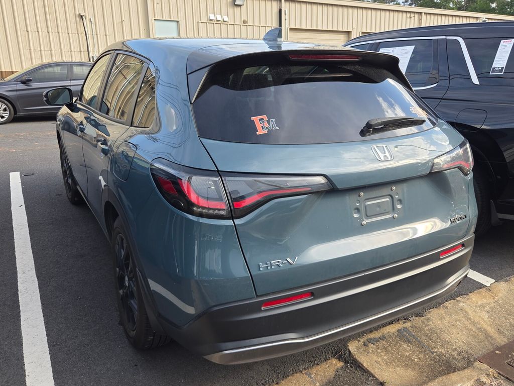 Used 2025  Honda Sport image 5