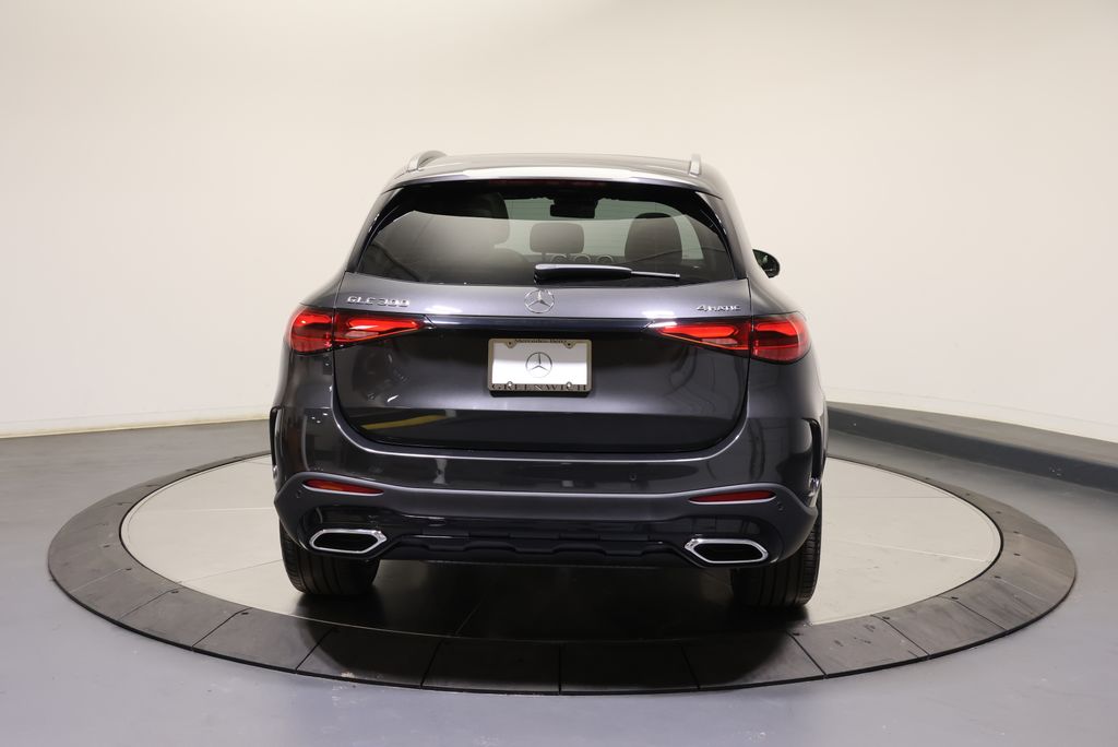 Thumbnail: 2027 Mercedes-Benz GLC - 6