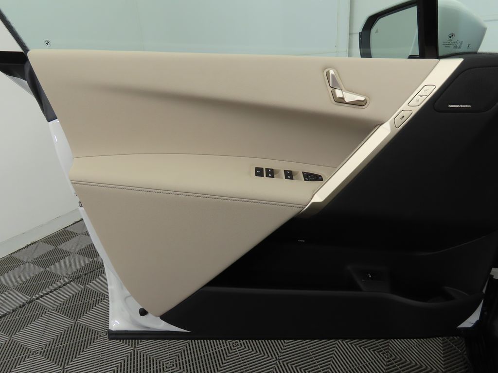 Thumbnail: 2026 BMW iX - 24