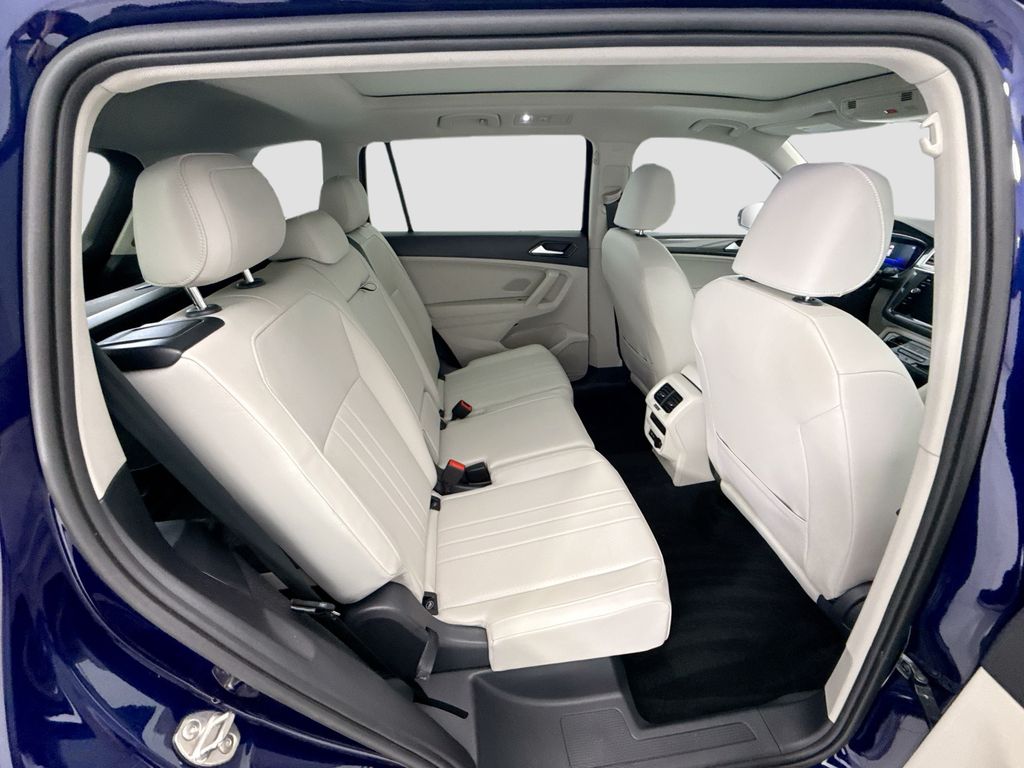 Thumbnail: 2023 Volkswagen Tiguan - 20