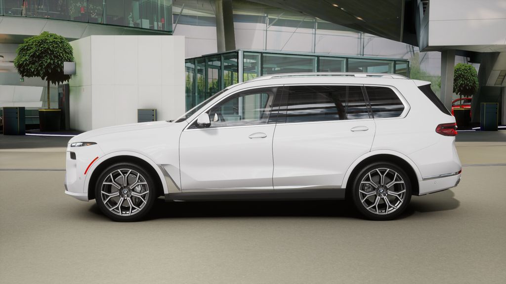 Thumbnail: 2026 BMW X7 - 30
