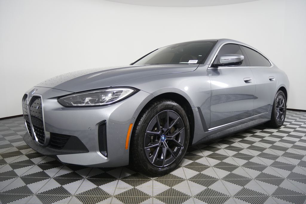 Thumbnail: 2024 BMW i4 - 7