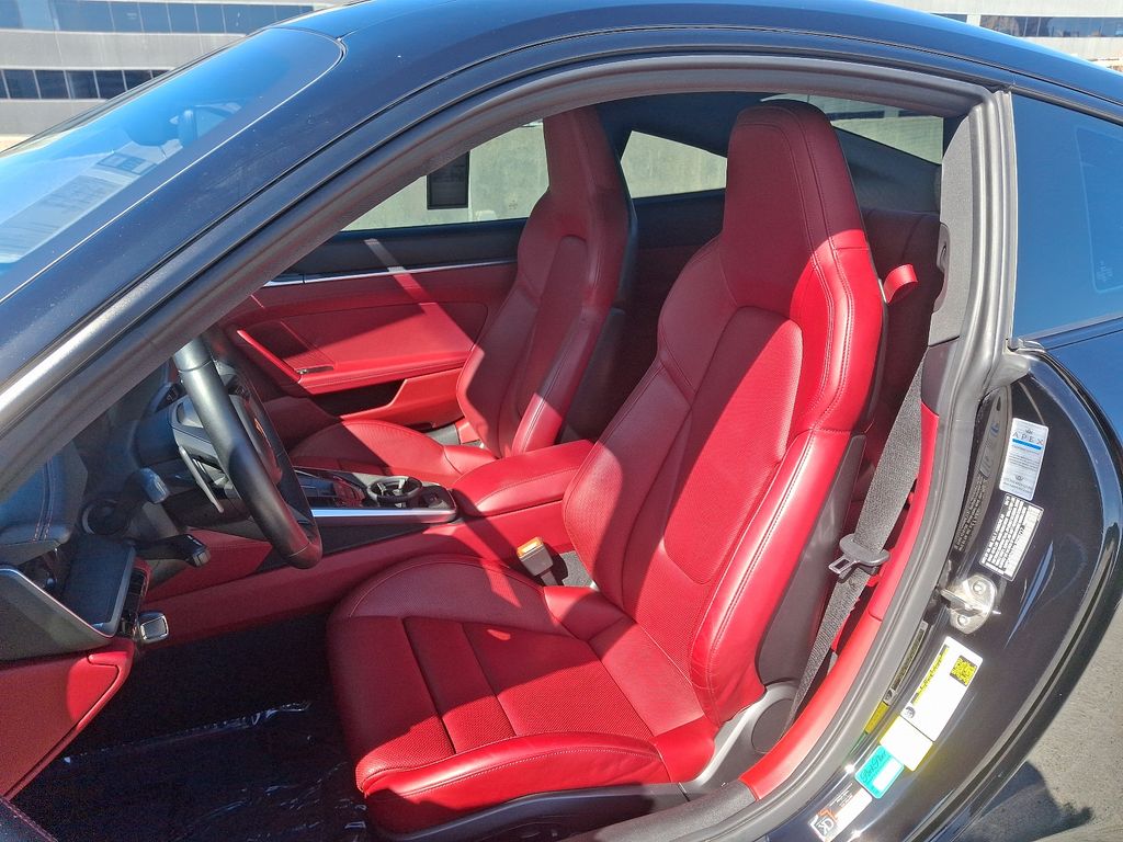 2020 Porsche 911 Carrera S 5