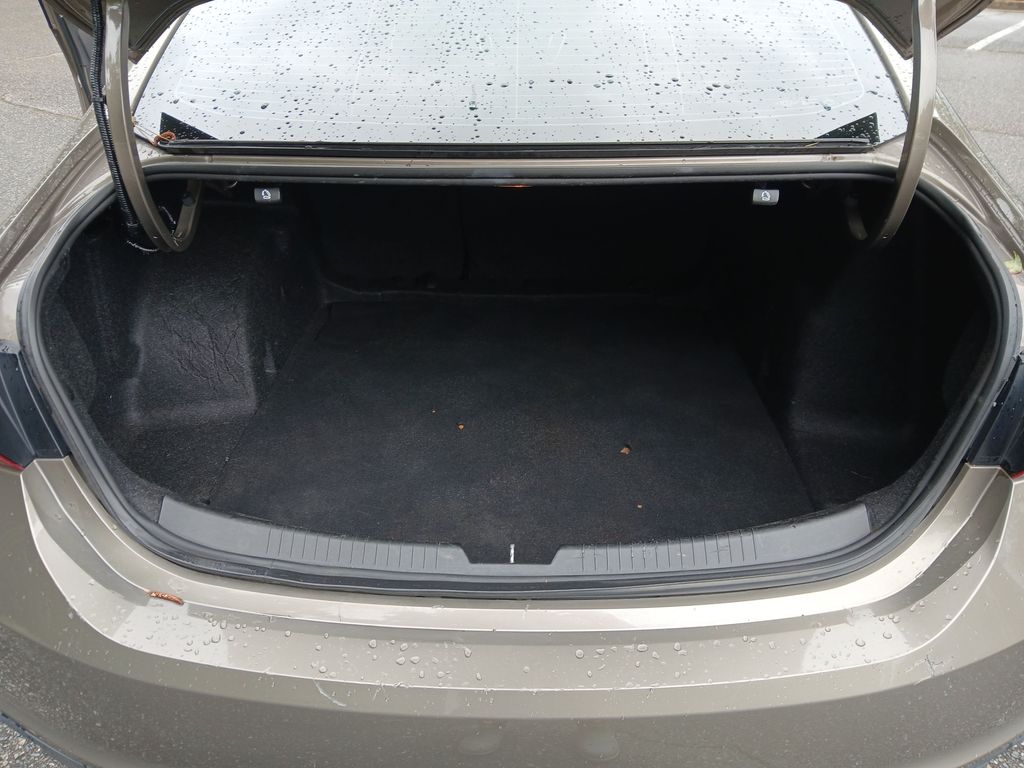 Used 2020 Gray Chevrolet LT image 22